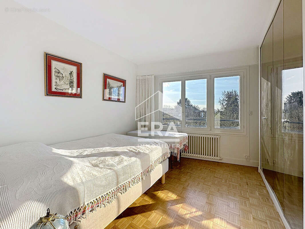 Appartement à LE VESINET