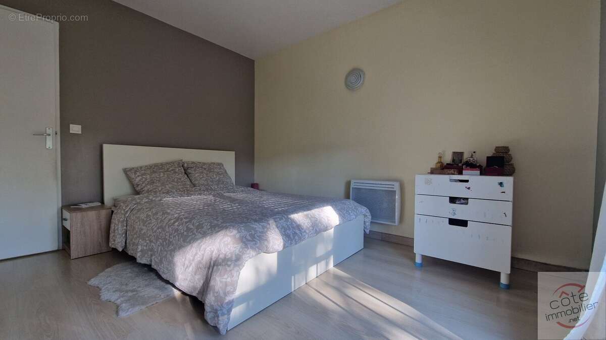 Appartement à DOURDAN