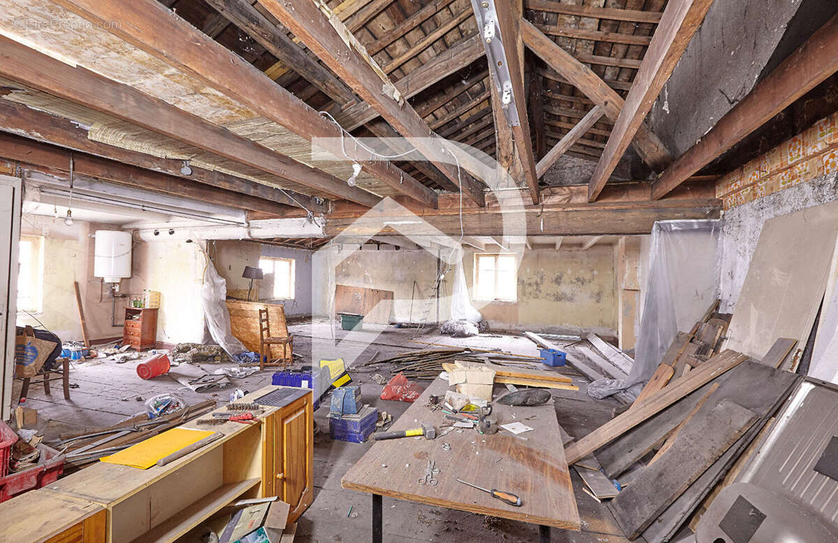 Appartement à SAIN-BEL