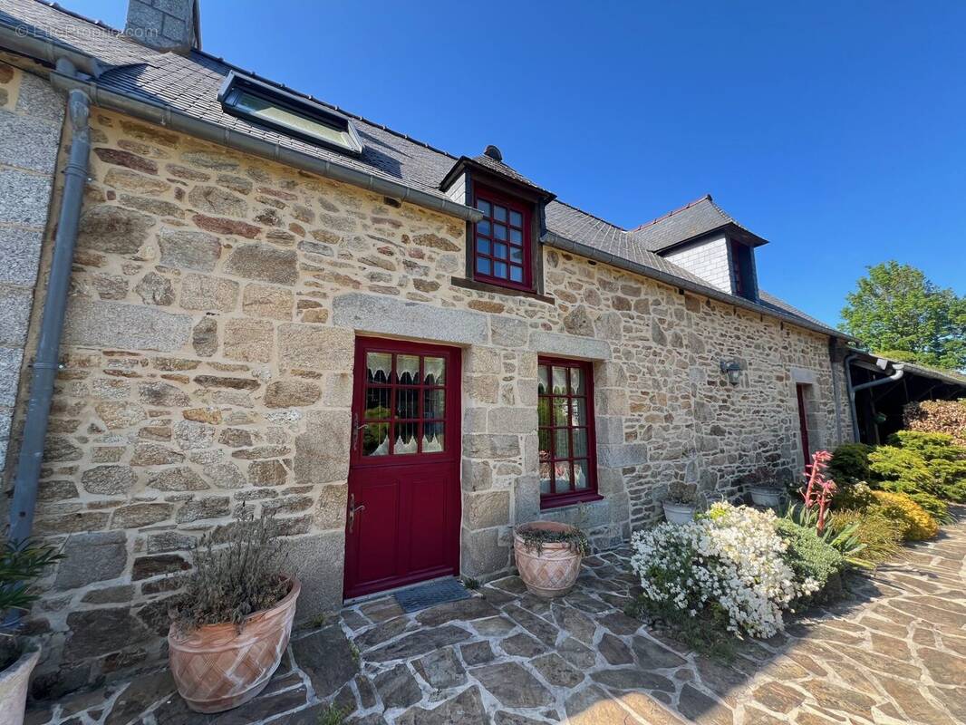 Maison à GRACES