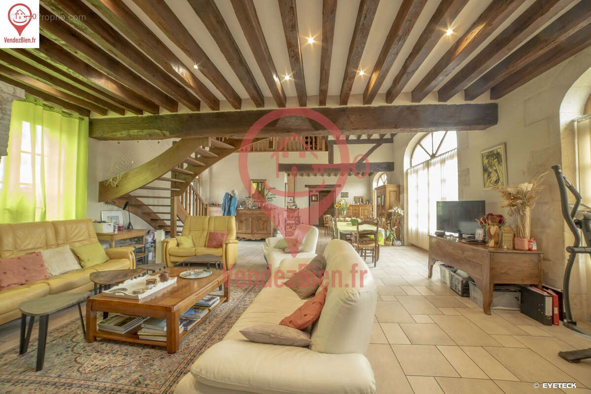 Maison à MENETOU-SALON