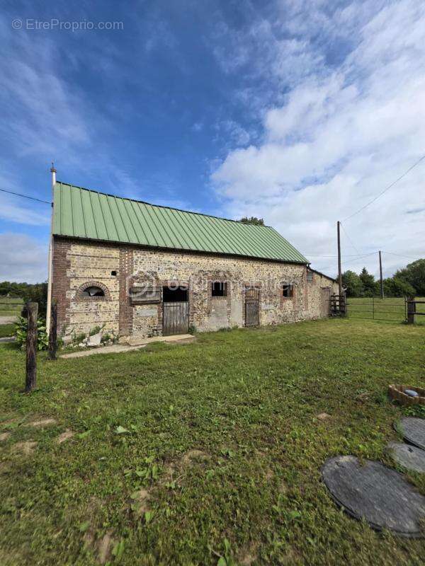 Maison à SAINTE-GAUBURGE-SAINTE-COLOMBE