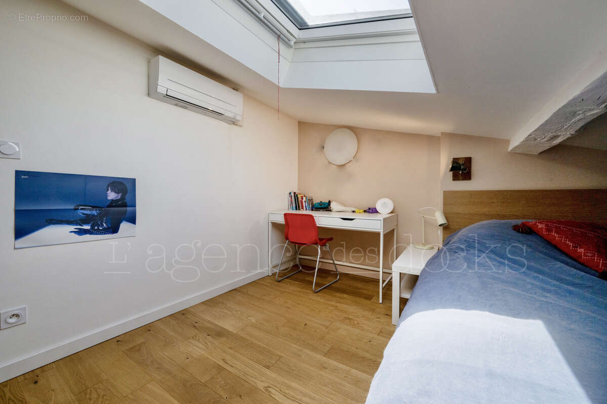 Bordeaux centre historique - magnifique appartement rénové avec belle vue - photo 19