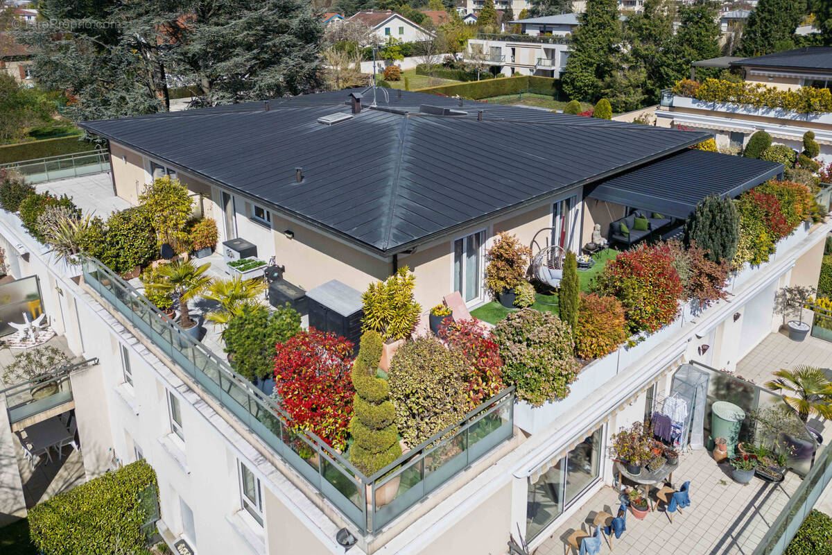 Appartement à TASSIN-LA-DEMI-LUNE