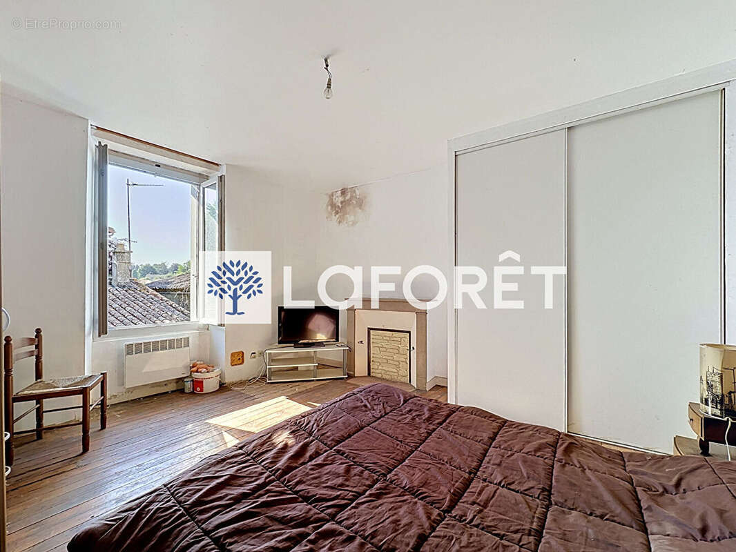 Maison Airvault 3 pièce(s) 71.8 m2 - photo 7