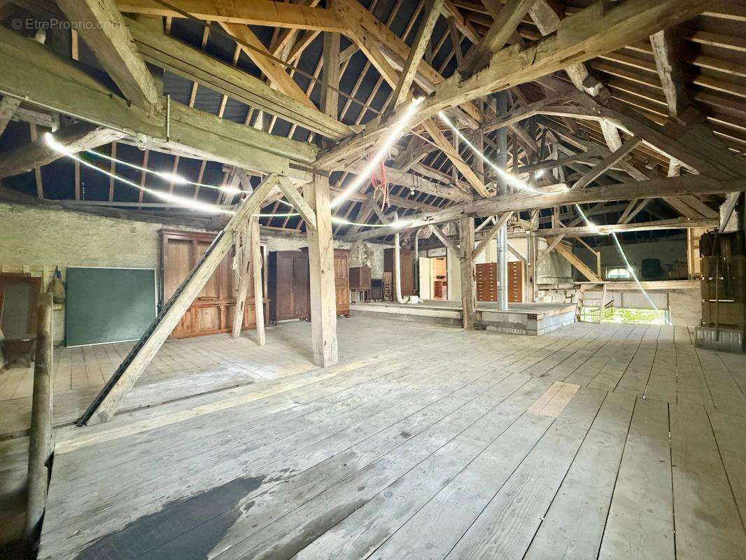 Maison à PONTAILLER-SUR-SAONE