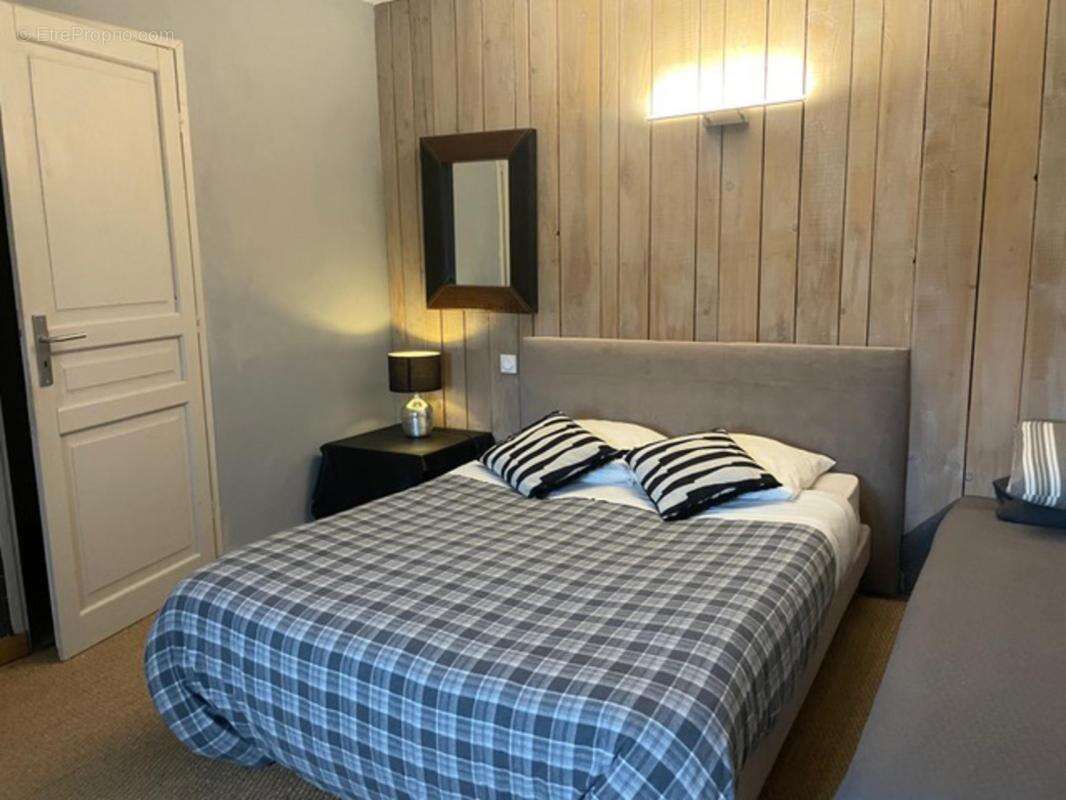 Maison à SAINT-SERNIN-SUR-RANCE