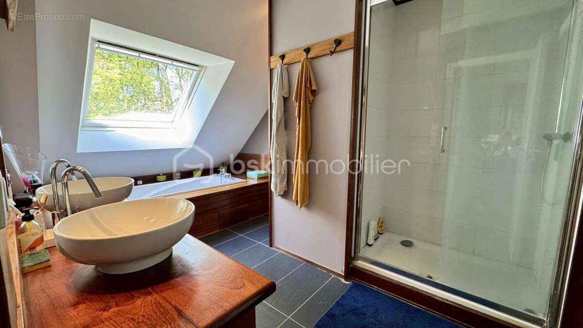 Très belle maison contemporaine familiale - 8 pièces - 175m2 - avec jardin – PACÉ - photo 19