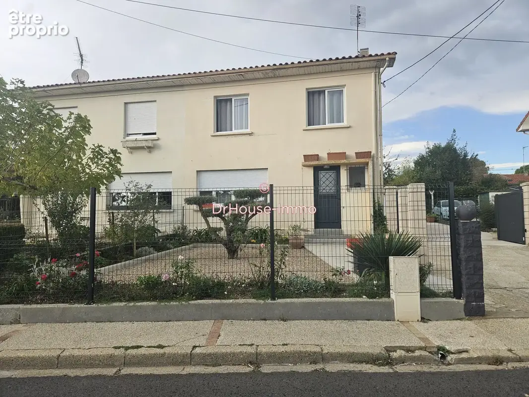 Maison 5 pièces 106 m² à vendre à Blaye (33390) - photo 1