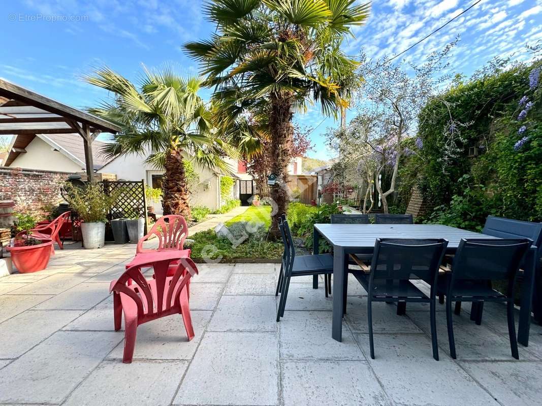 Maison à MONTIVILLIERS