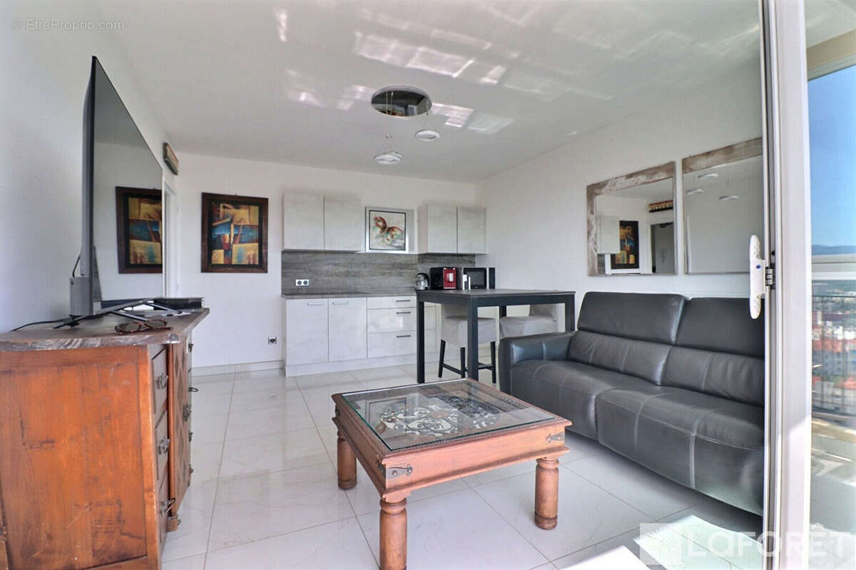 Appartement à SAINT-RAPHAEL