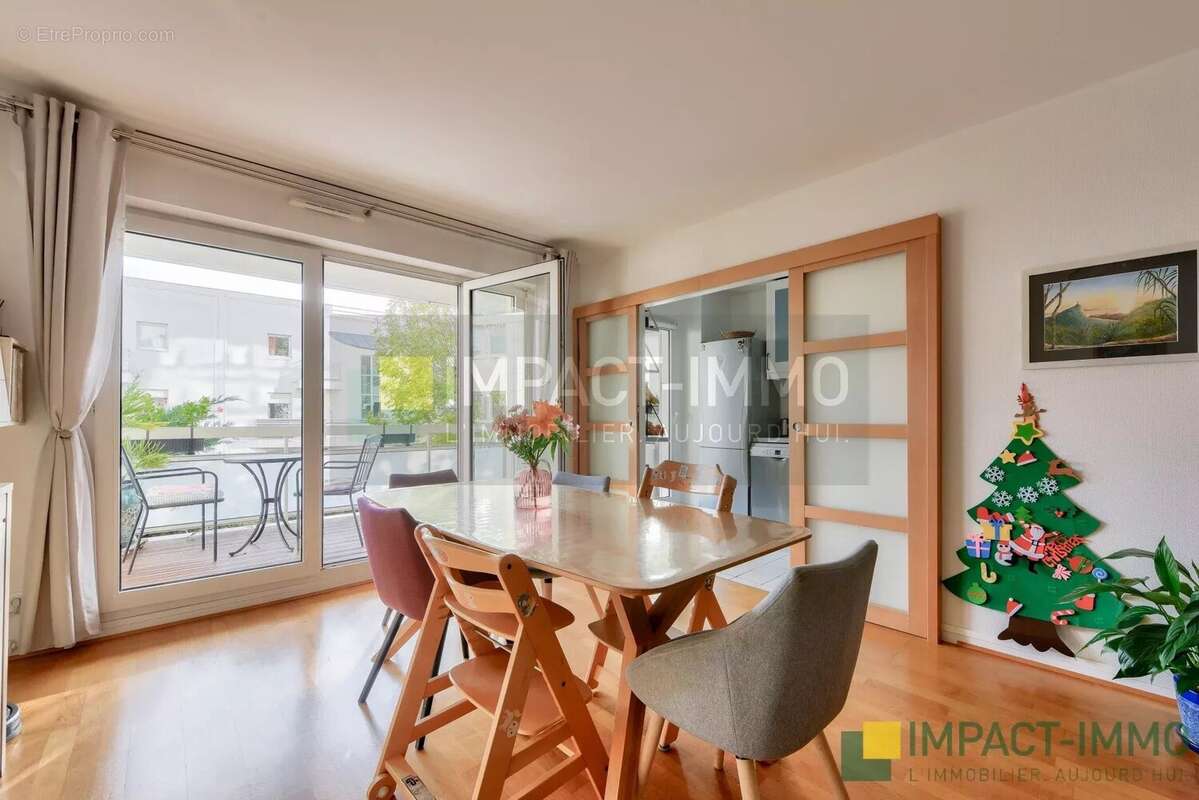 Appartement à SURESNES