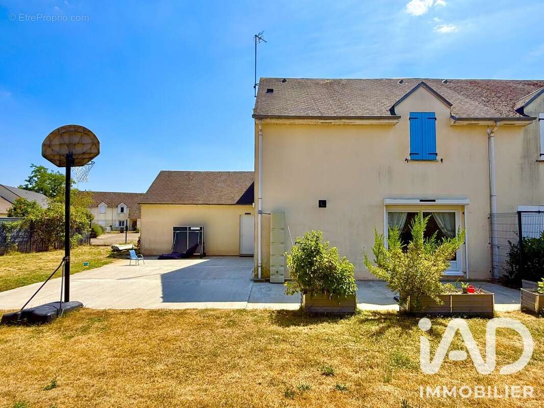 Photo 3 - Maison à LERE