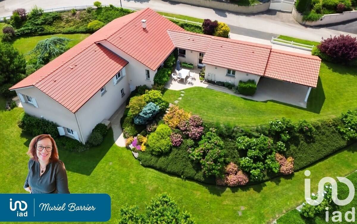 Photo 1 - Maison à SAINT-GENEST-LERPT