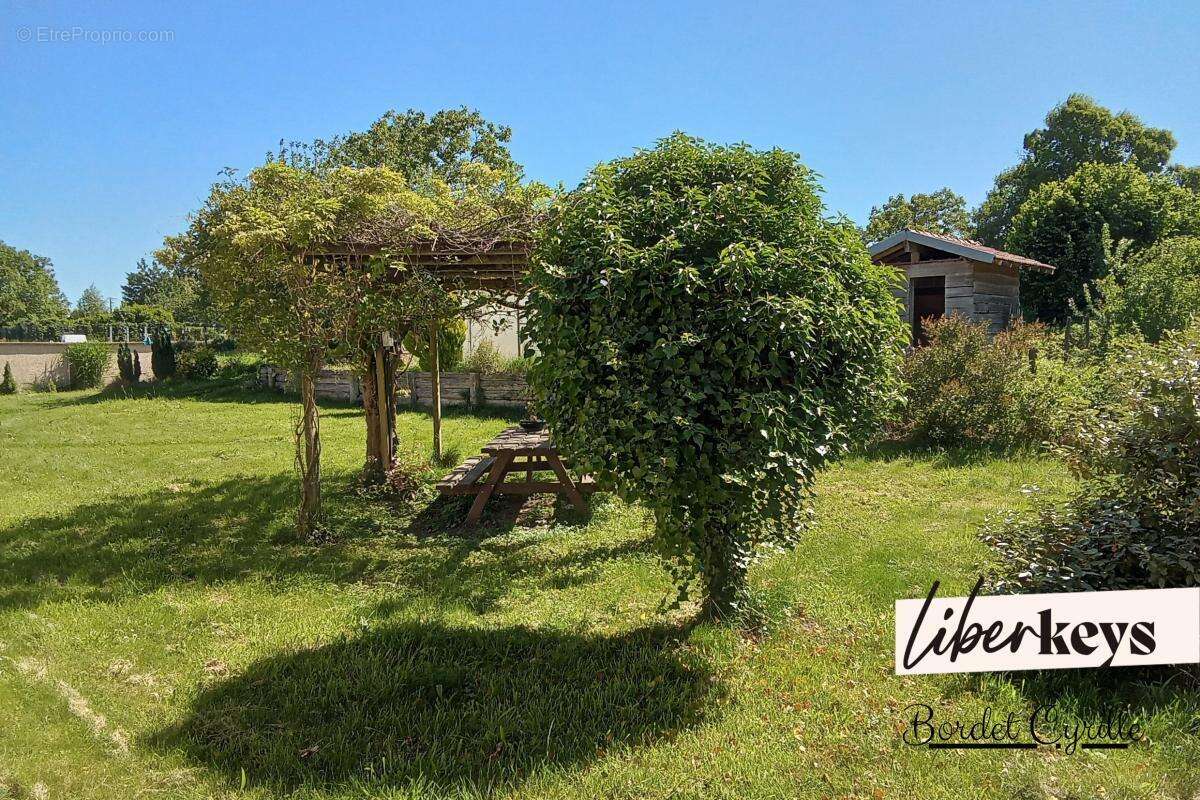 Maison à SAINT-BENIGNE