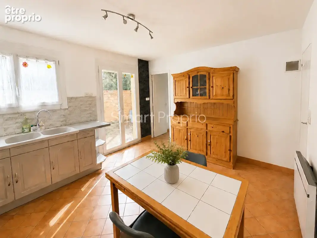 Exclusivité : Maison familiale plain-pied avec grand sous-sol et terrasse   environnement calme - photo 3