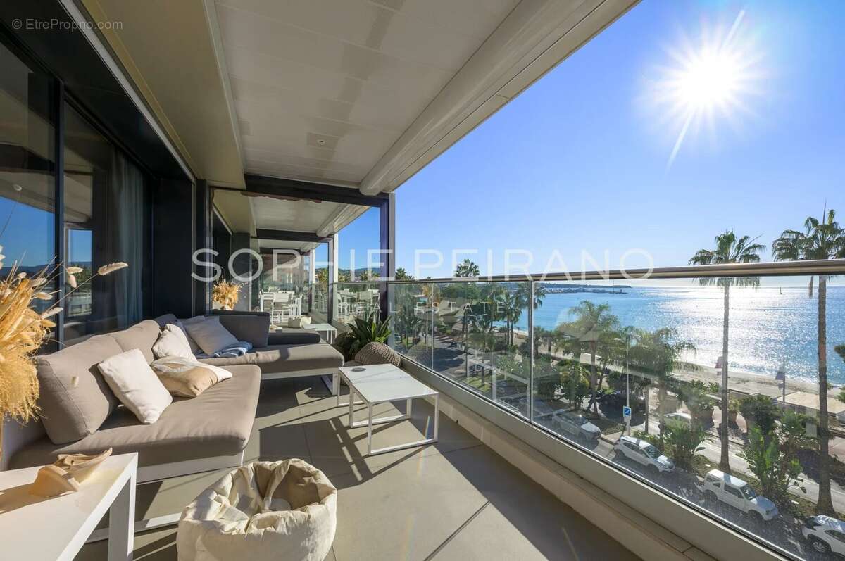 Appartement à CANNES