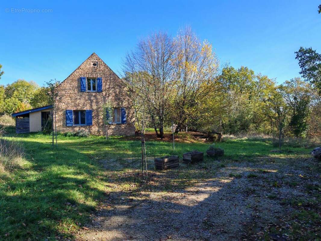 IMG20251030141759 - Maison à MONTIGNAC