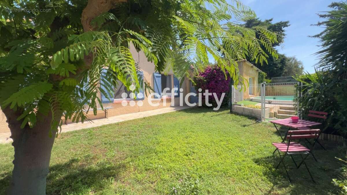 Maison 96 m² à Martigues  - photo 10