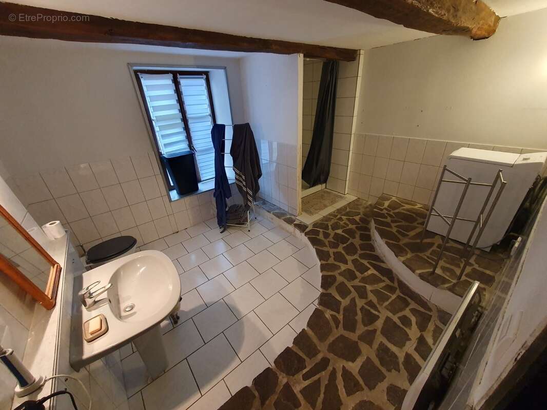 Appartement 305 m² à Charleville-Mezieres  - photo 32
