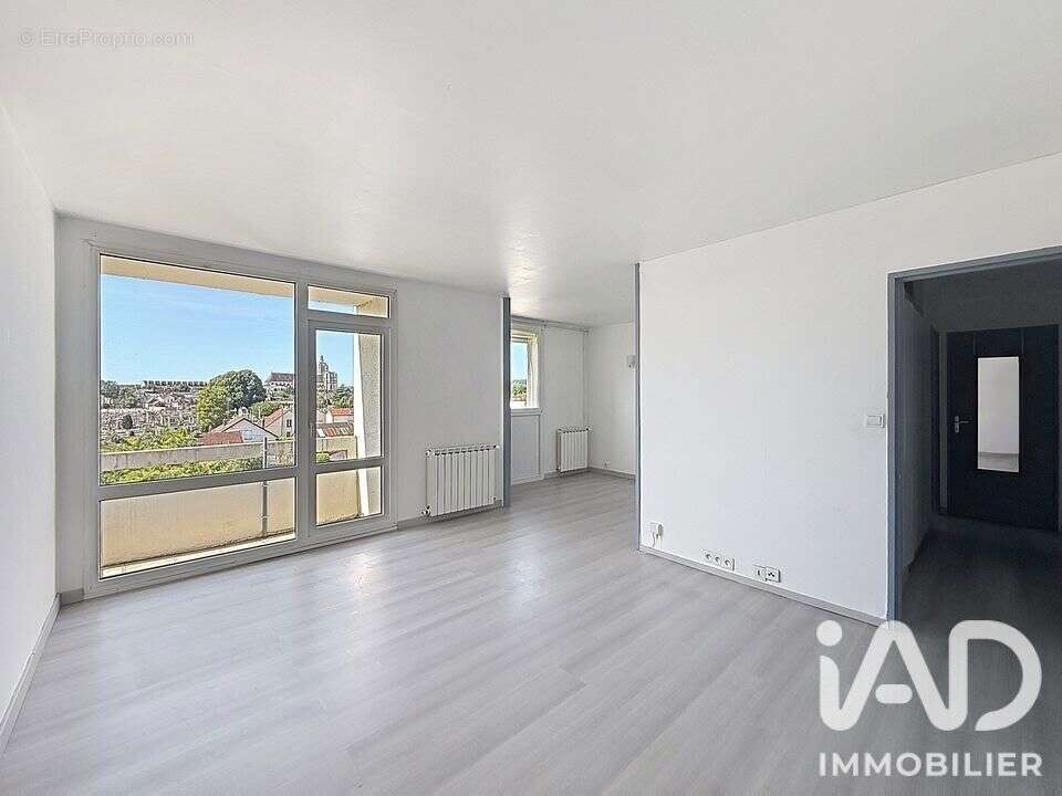 Photo 2 - Appartement à SENS