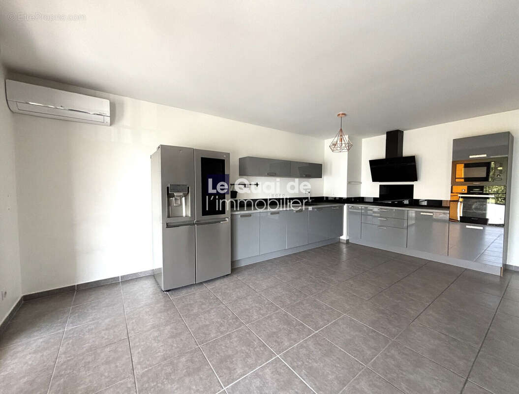 Appartement à ECHIROLLES