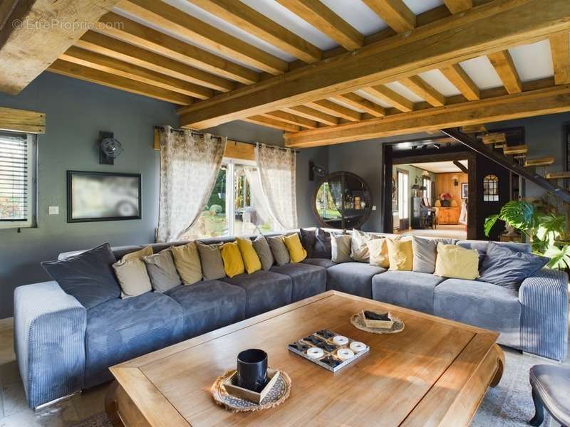 Maison à PONT-L&#039;EVEQUE