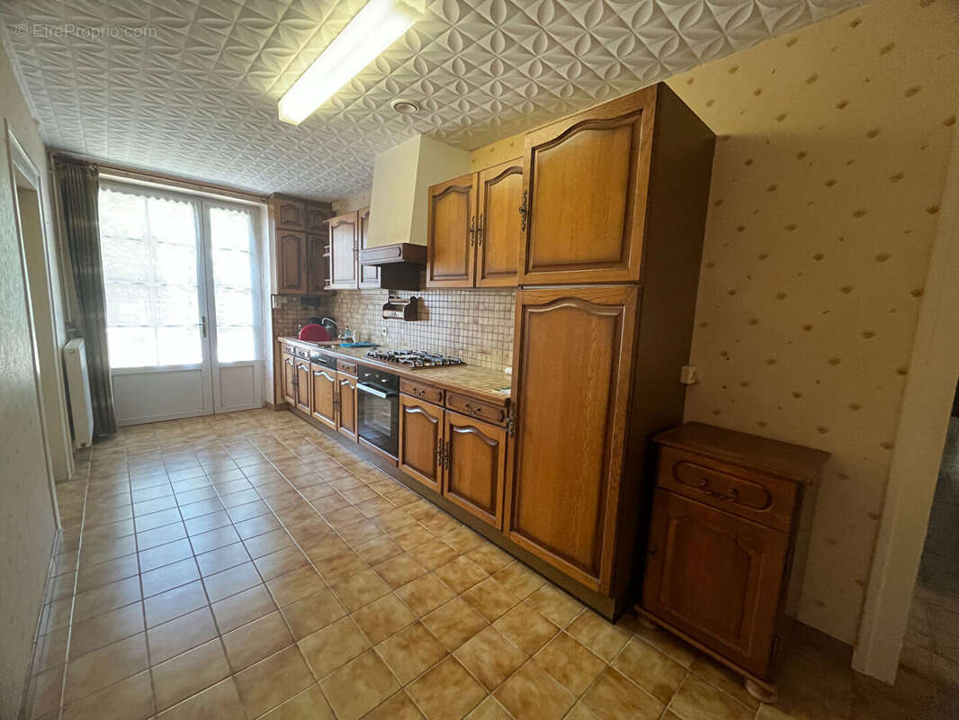 Maison Menetou Salon 5 pièce(s) 96 m2 - photo 2