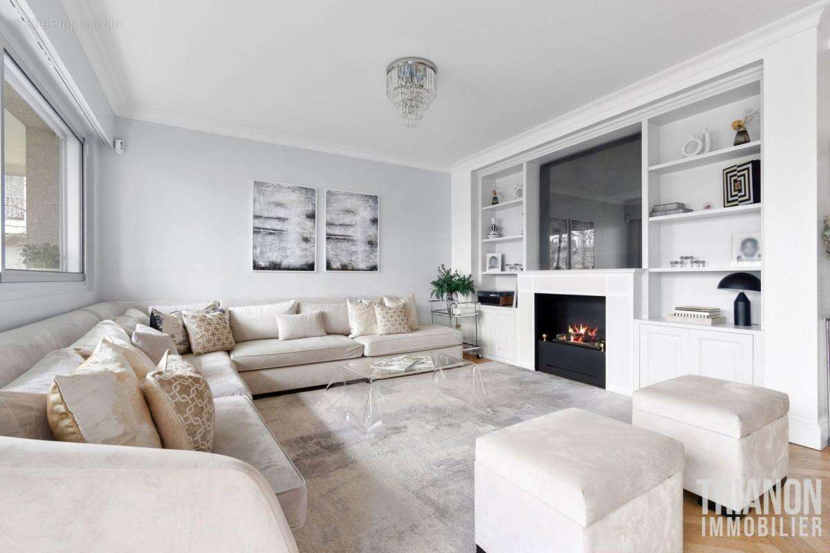 Appartement de 5 pieces entierement renove a garches - photo 2