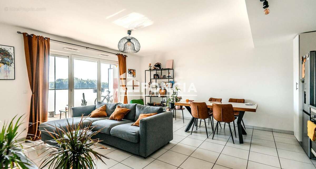 Appartement à DOUVAINE
