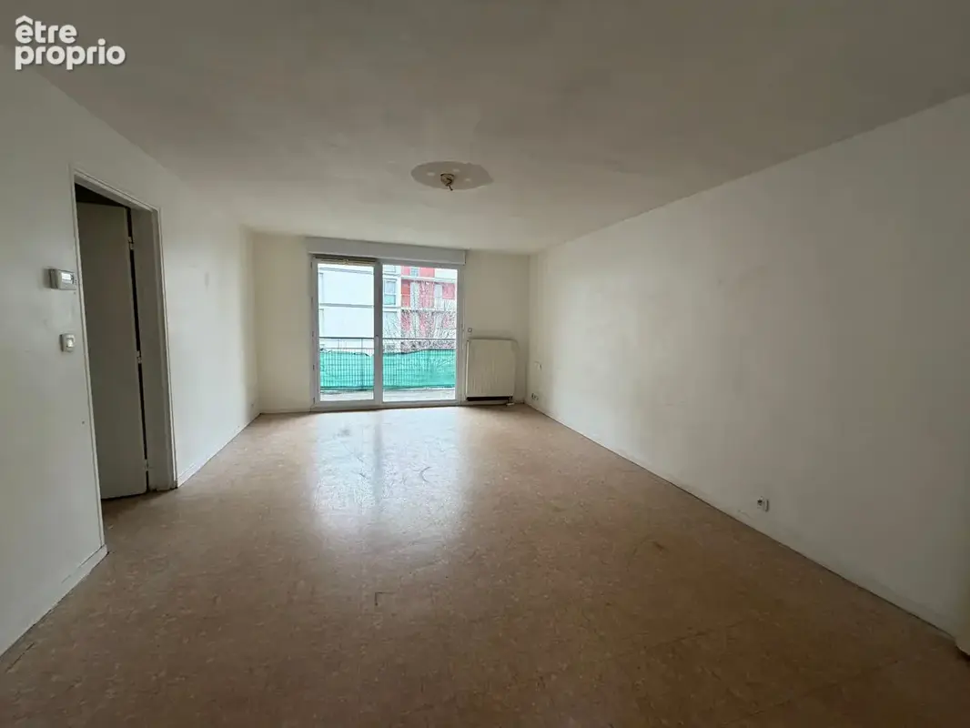 Appartement 5 pièces de 93 m² avec terrasse et parking - Secteur Champfleuri - photo 2