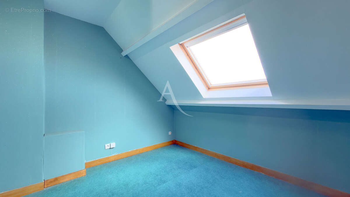 Maison à VIGNEUX-SUR-SEINE