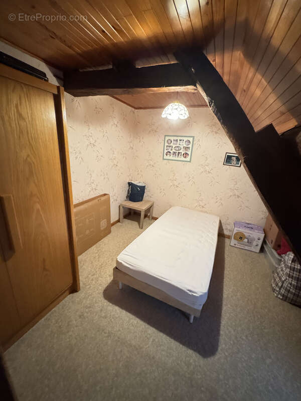 Maison à MONTACHER-VILLEGARDIN