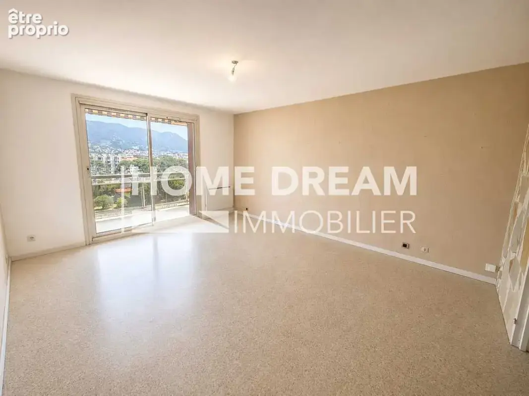 Appartement 3 pièces 73 m² à vendre à Toulon (83000) - photo 3