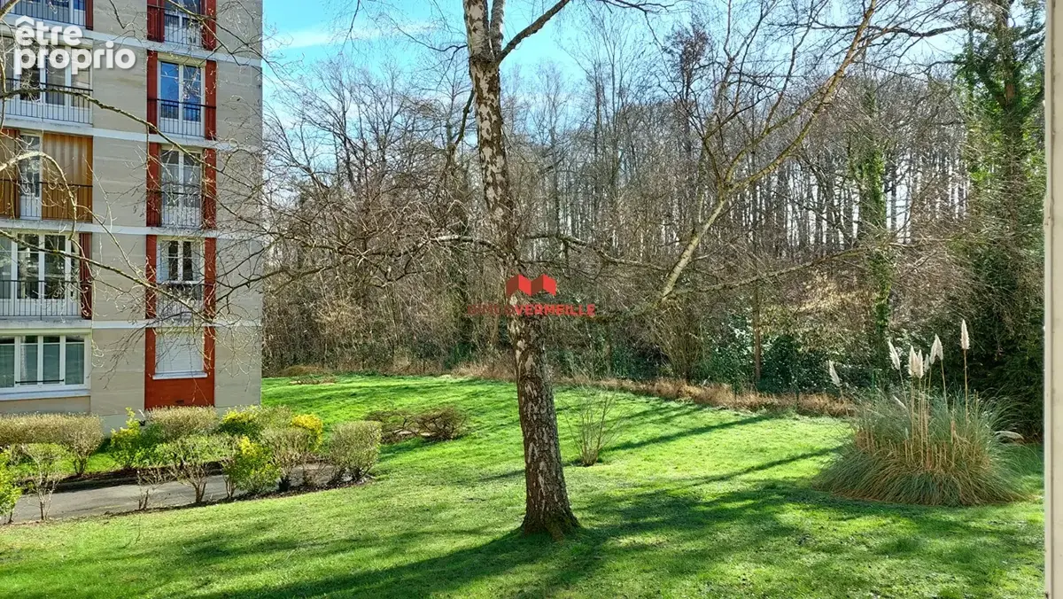 Appartement à BOUGIVAL