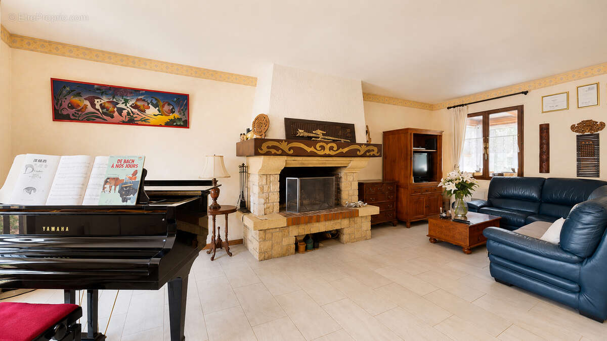 Maison à LE PECQ
