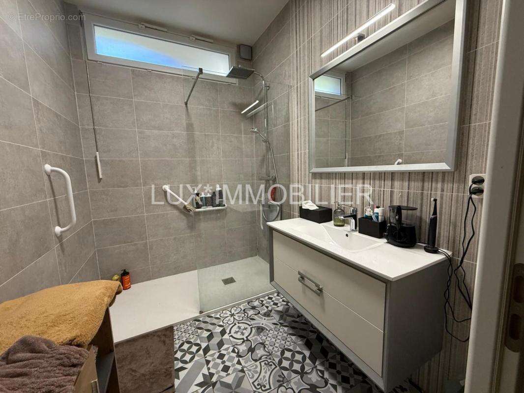 Maussane-les-alpilles - maison de rapport · 2 lots loués - photo 32