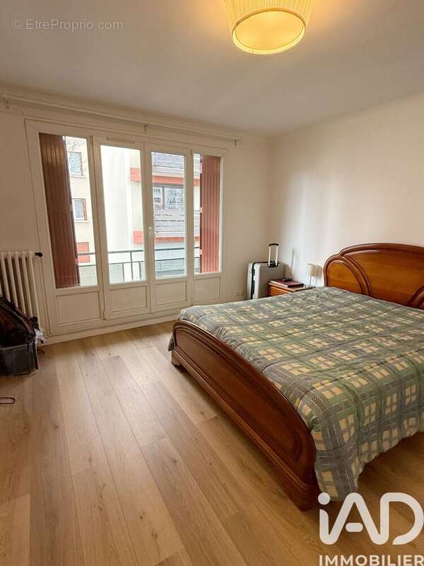 Photo 6 - Appartement à BOURG-LA-REINE