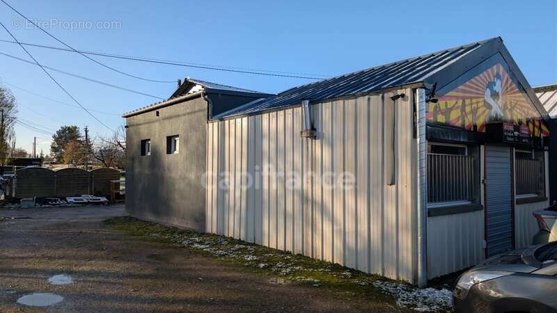 Commerce à SARCEAUX