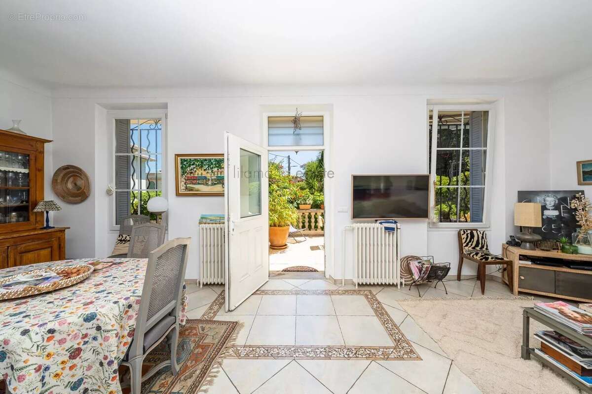 Maison à CANNES