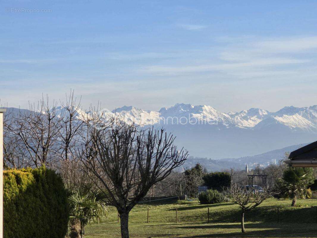 Terrain à LE BOURGET-DU-LAC