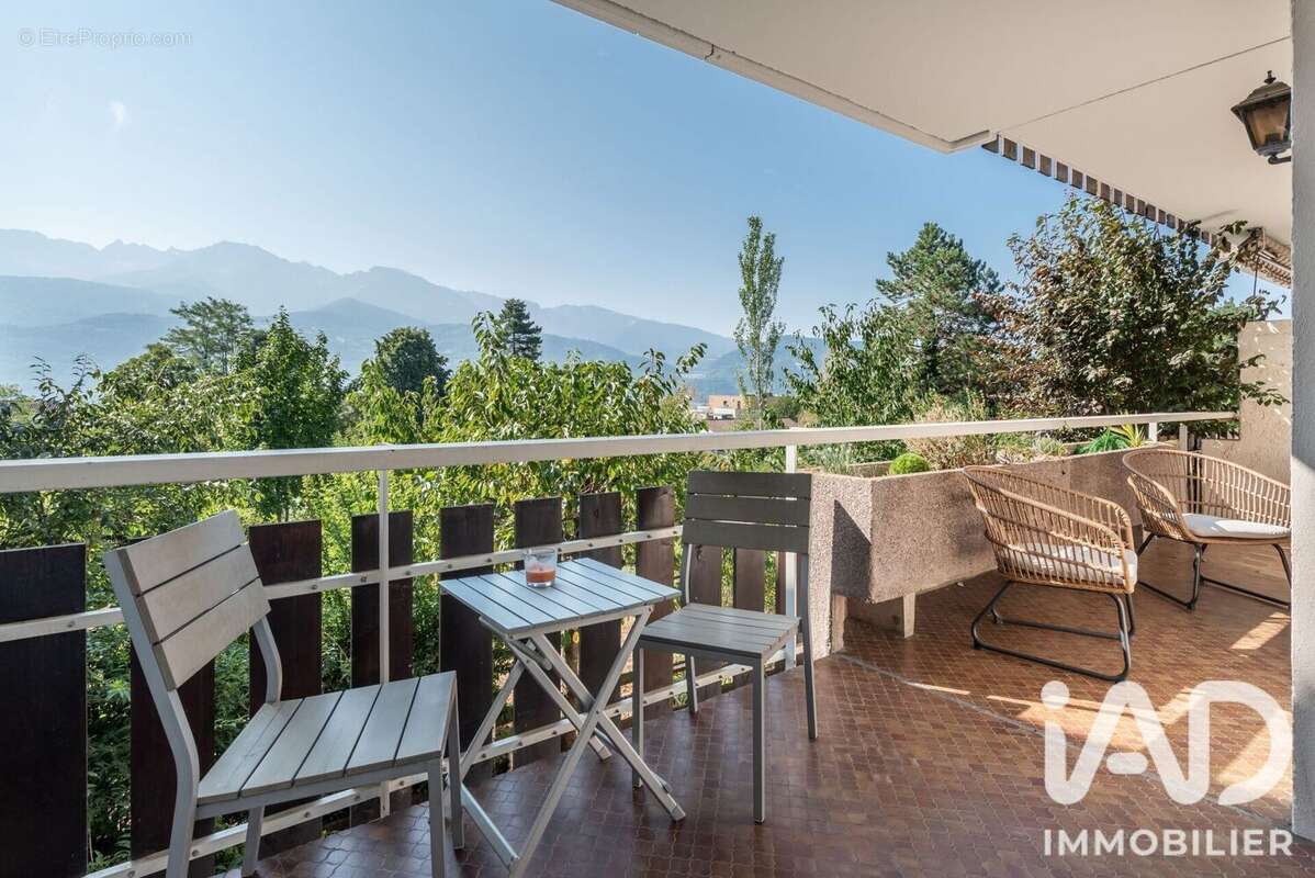 Appartement 113 m² à Saint-Ismier  - photo 7
