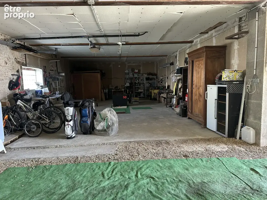 Houlette, superbe maison charentaise de 300m2 rénovée avec goût. - photo 22