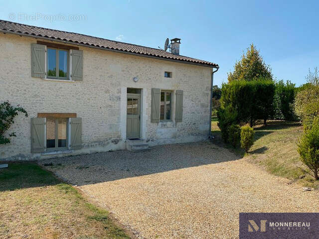 Maison à CHALAIS