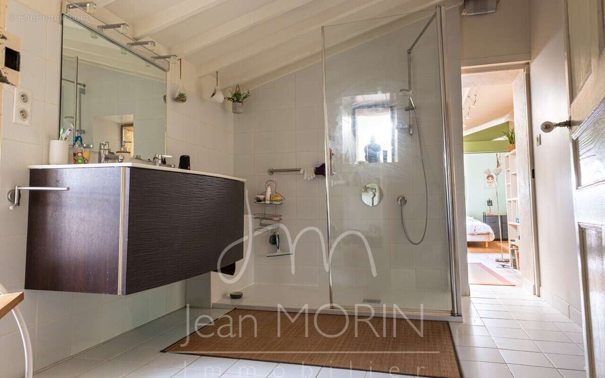 Maison à SAINT-BARDOUX