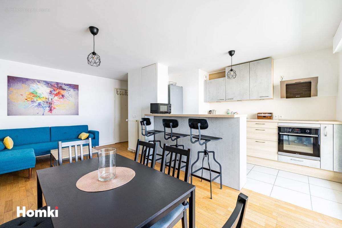 Appartement T3 de 61 m² (grand balcon + parking) à Colombes 92700, Avenue Henri Barbusse - photo 2