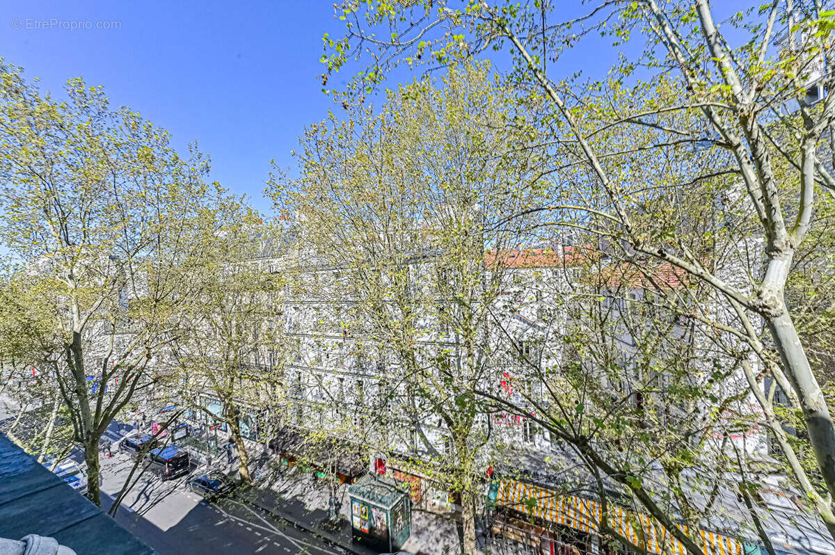 Appartement à PARIS-20E