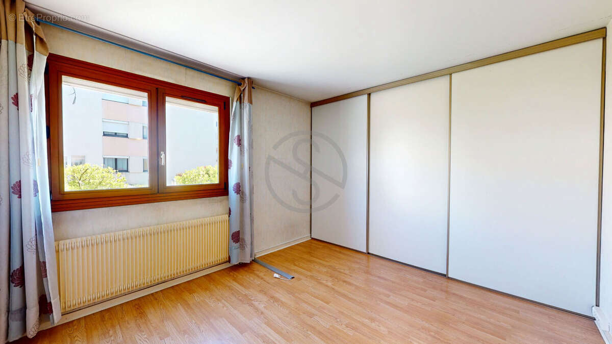 Appartement à SEYSSINET-PARISET