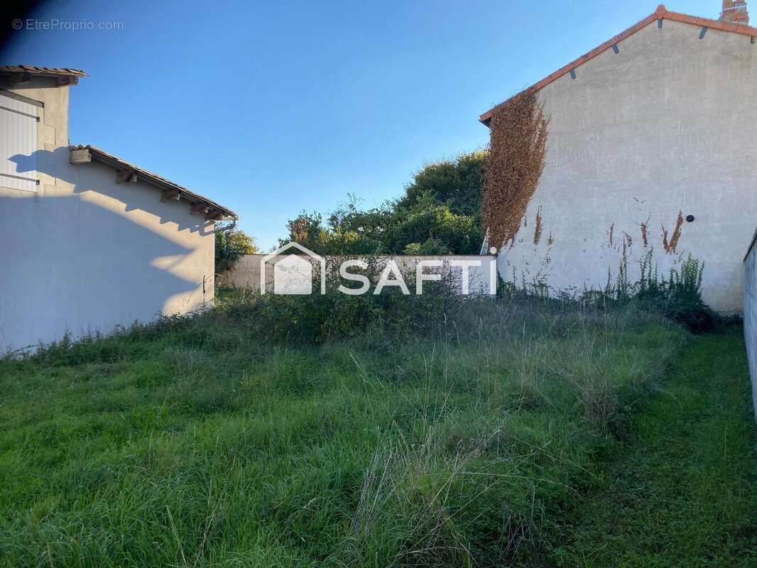 Maison 73 m² à Saint-Cyr  - photo 8