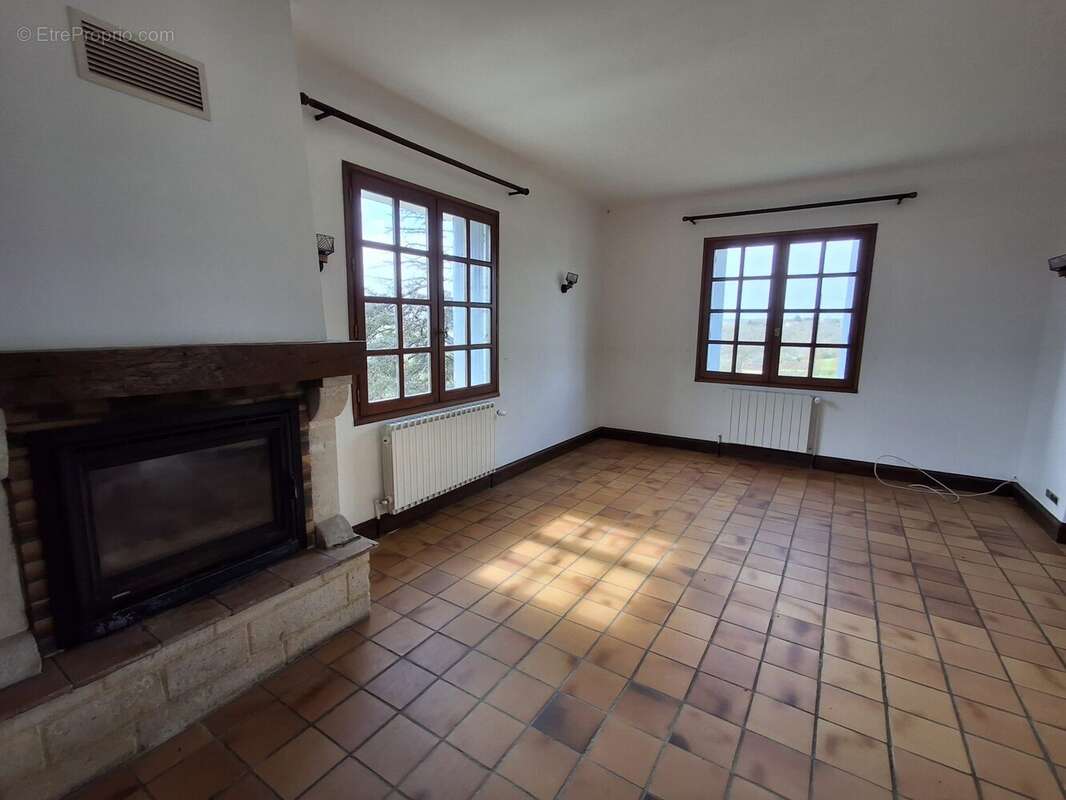 Maison à MONPAZIER